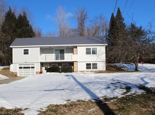126 Ridge Rd, Fairfield, ME 04937