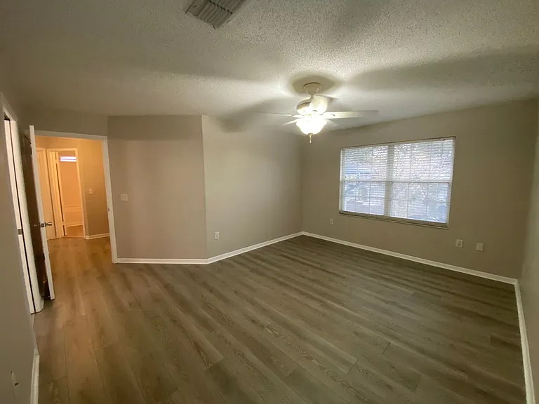 4131 Guadalupe Ct — Photo 16