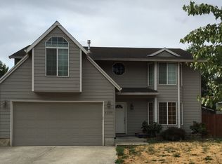 33370 SW Rogers Rd, Scappoose, OR 97056