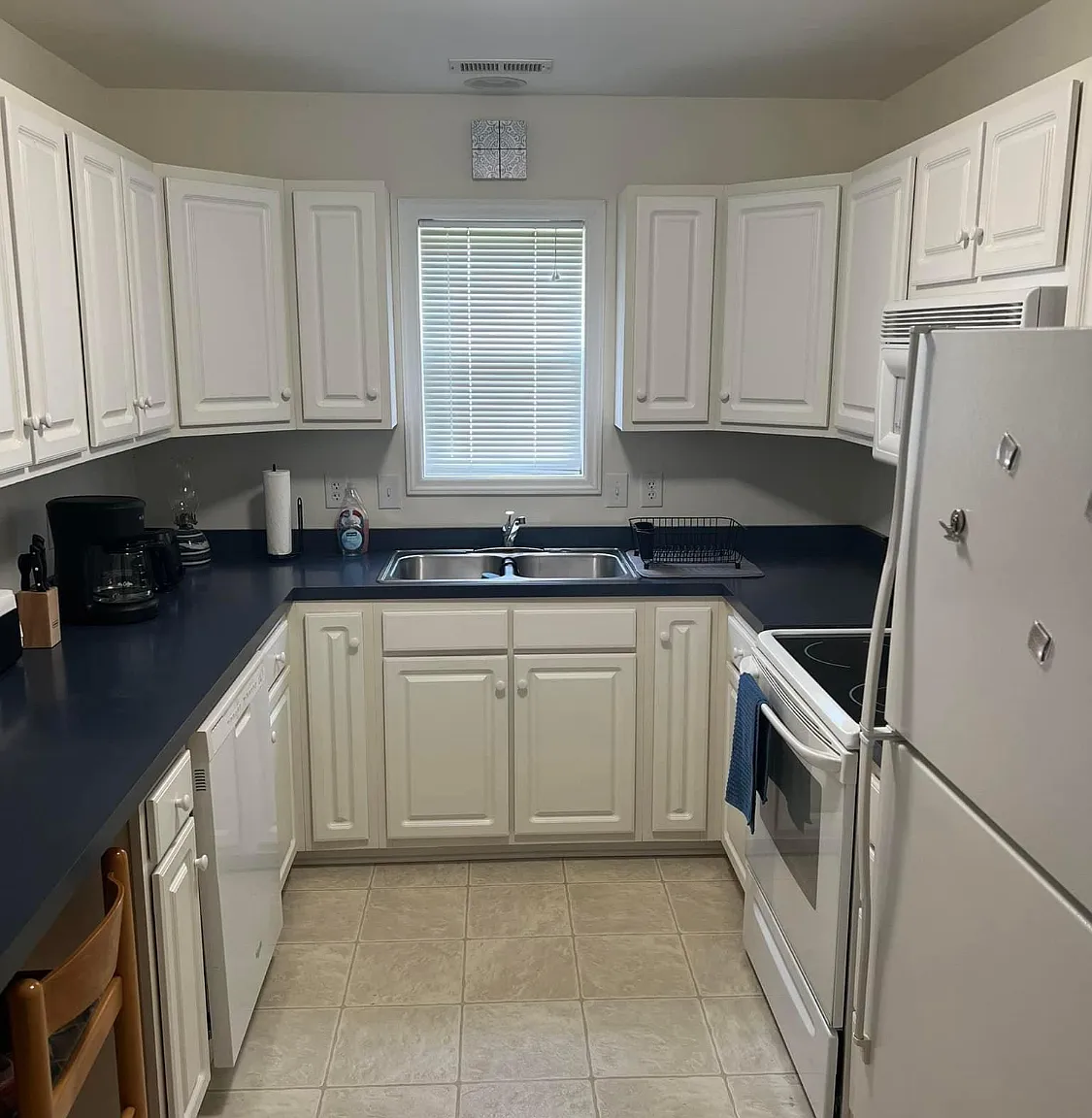 2 bed, 978 sqft, $2,000 — Photo 4