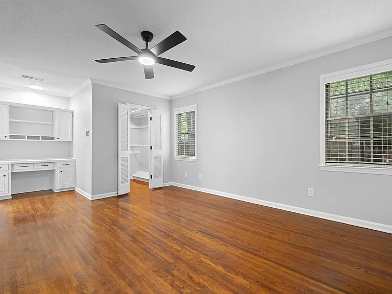 1539 Brookside Dr — Photo 21