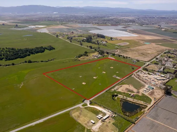 540 Old Natividad Rd, Salinas, CA 93908