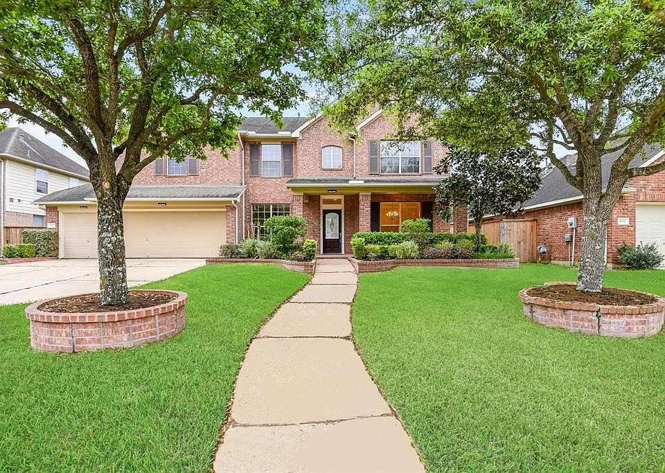 1st image of 8007 Ravens Point Dr
