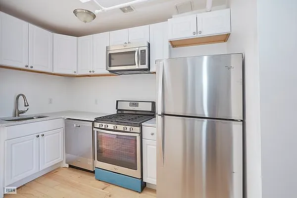 Rented by Brown Harris Stevens | media 12