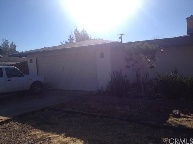 2nd image of 20387 Yucca Loma Rd
