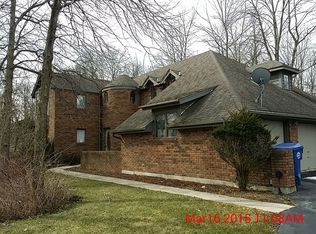24254 S Shady Oaks Trl, Crete, IL 60417