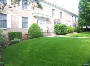 117 N Maple Ave #A, Park ridge, NJ 07656