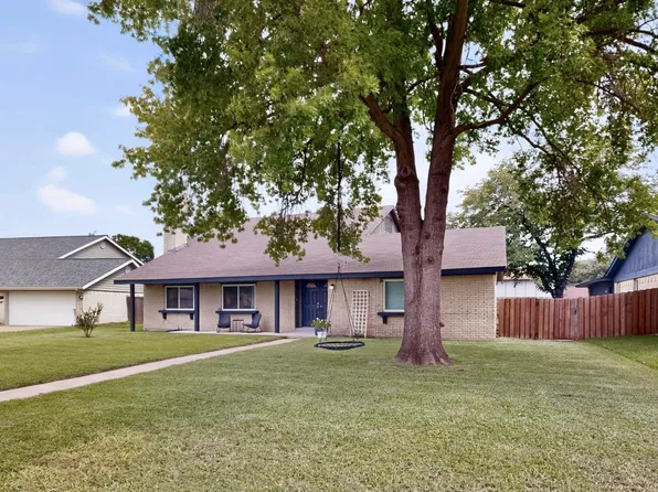 13 Grant Cir, Richardson, TX 75081