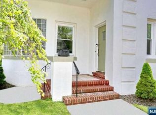47 Central Ave, Hillsdale, NJ 07642