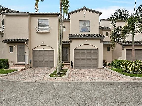 2nd image of 1900 Oceanwalk Lane #106