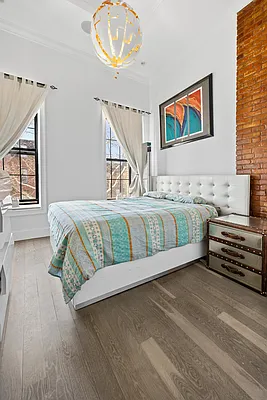 Rented by Keller Williams NYC | media 36