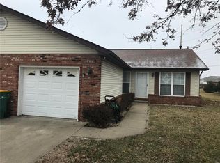 700 Carol Ann Dr, O Fallon, IL 62269