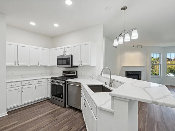 3122 Dorchester Way APT 2, Madison, WI 53719