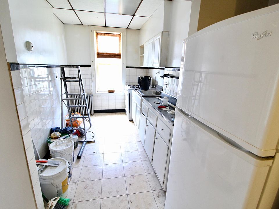 1st image of 7116 68th St #2nd
