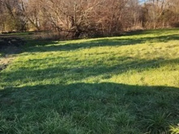 22W252 Juniper Dr, Medinah, IL 60157