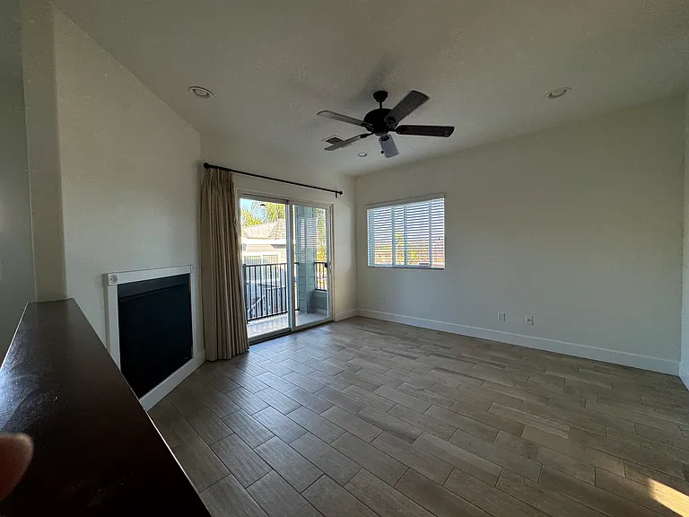 5648 Lauretta St #5648 — Photo 16