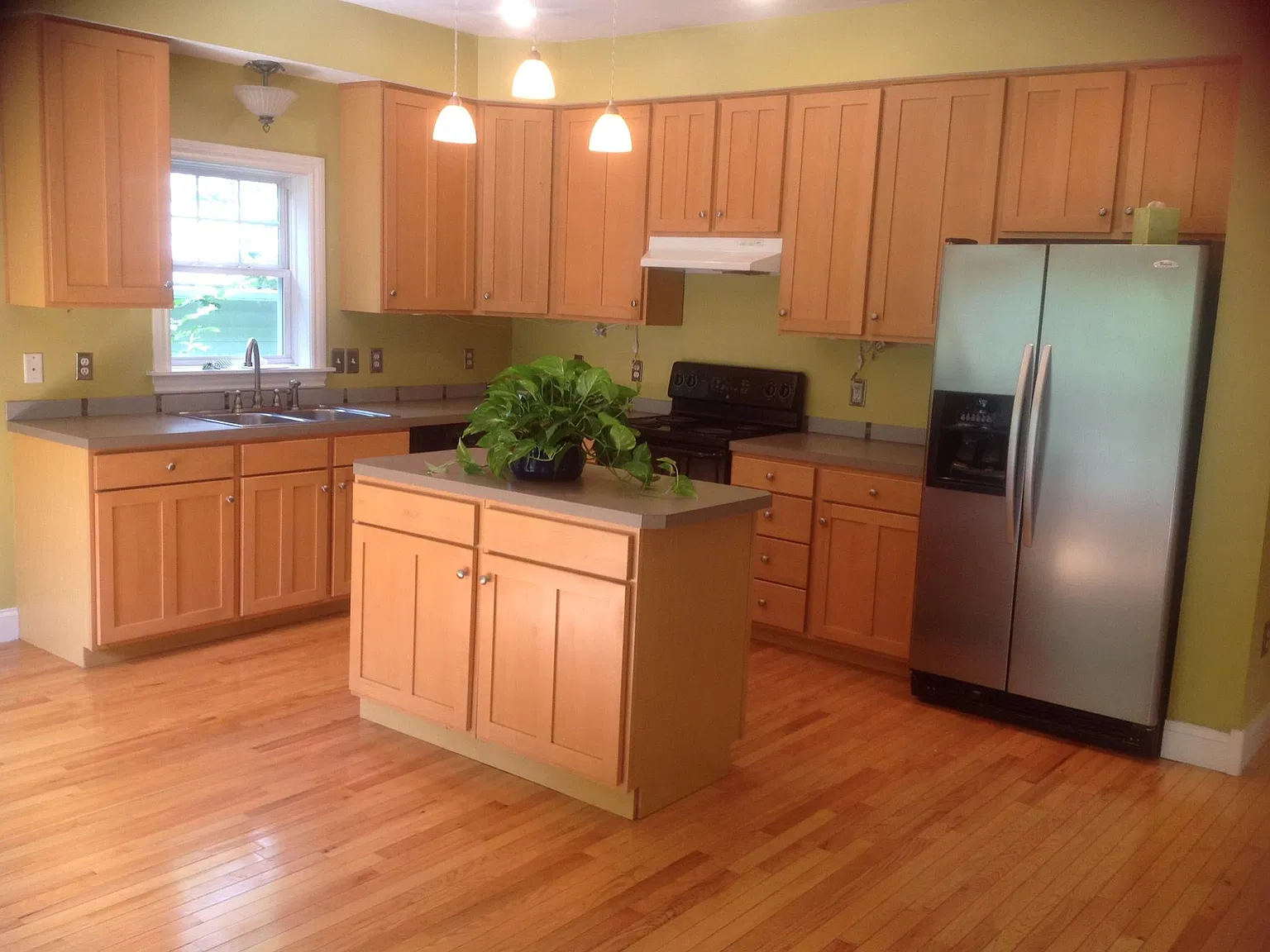 40 Harvard Pl — Photo 3