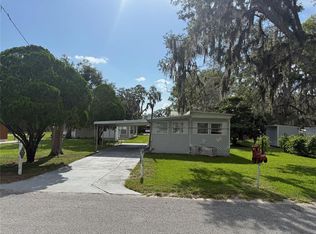 5102 Hill Dr, Zephyrhills, FL 33542
