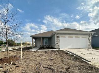 541 W Colleen Ct, Gardner, KS 66030