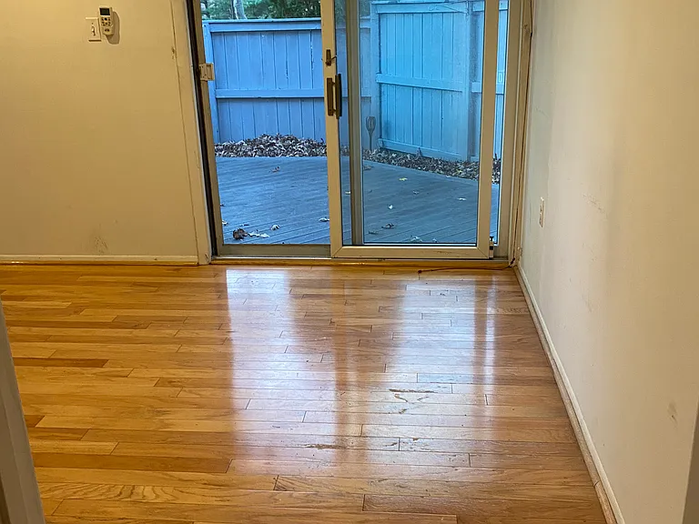 5824 Harness Ct — Photo 3
