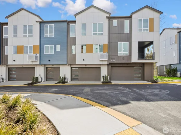 12201 137th Place NE #2502, Redmond, WA 98052