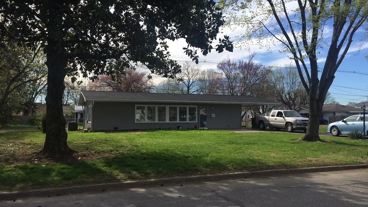 3648 Stratford Rd photo 1