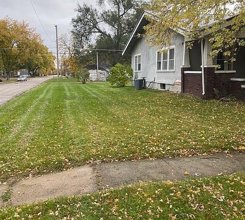 3rd image of 320 N 8th St