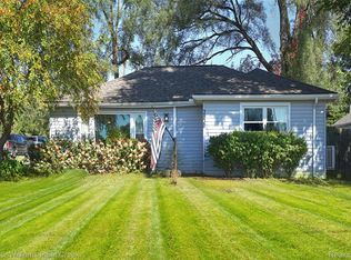 3530 Davison Rd, Lapeer, MI 48446