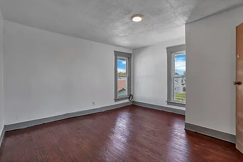 60 Dewey Ave Photo 1