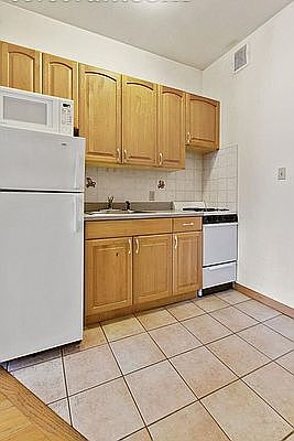 4th image of 1796 3rd Ave #1C
