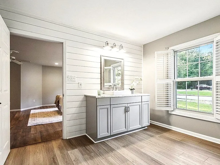 34 Shenandoah Dr — Photo 15