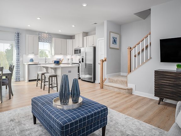 5th image of 211 Brightsmith Ln #38A
