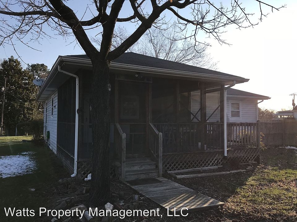 2nd image of 183 Martha St