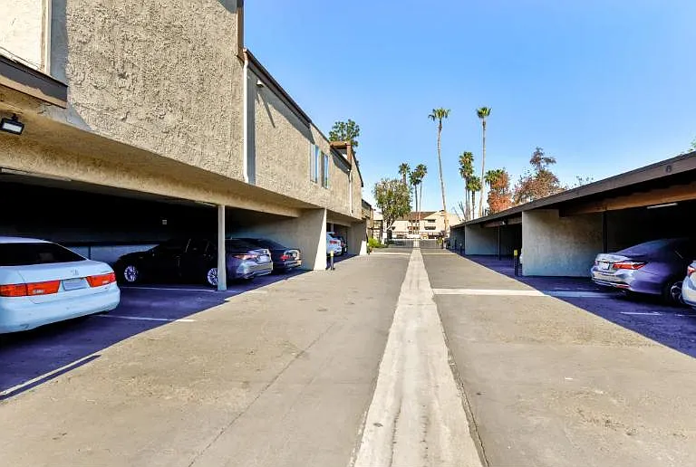 Westmont Apartment Homes — Photo 21