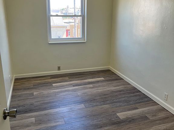 4th image of 348 Oakland Ave Floor 2