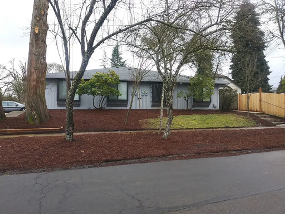 1812 18th Ave #5