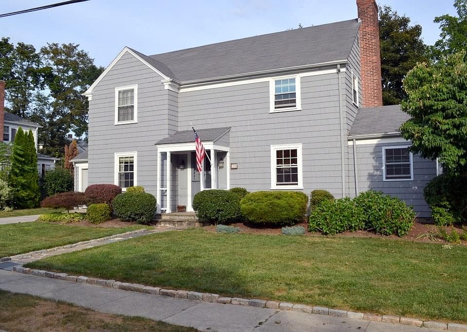 1st image of 28 Pelham Pkwy