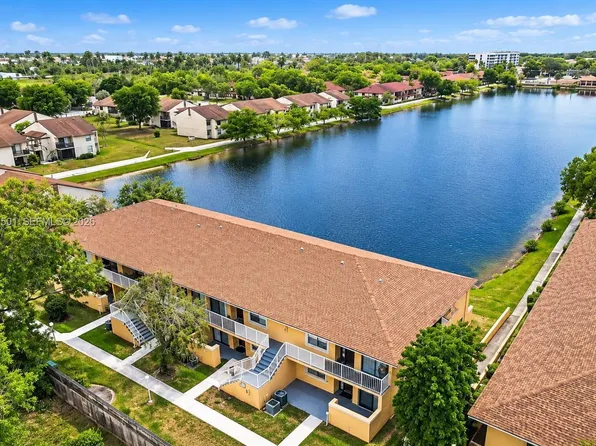 400 NW 214th St APT 104-22, Miami Gardens, FL 33169