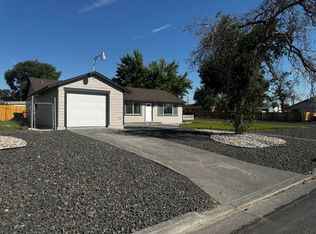 324 N Central Dr, Moses Lake, WA 98837