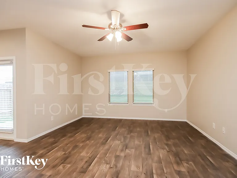 5909 Warm Bungalow Ln — Photo 3