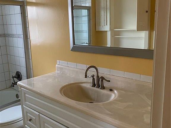 4th image of 52 Hilo Ct #52