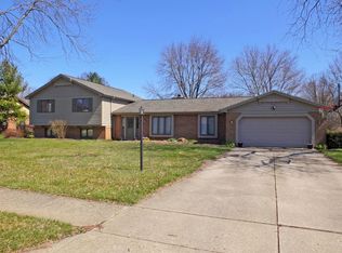 9028 Payne Farm Ln, Dayton, OH 45458