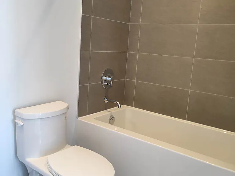 898 Portage Pkwy #2806 — Photo 12