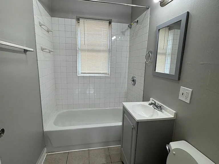 7801-03 S Marshfield Ave #1615-17 — Photo 36