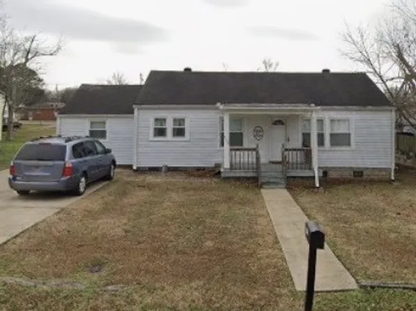 732 Meadowlane Dr, Lebanon, TN 37087