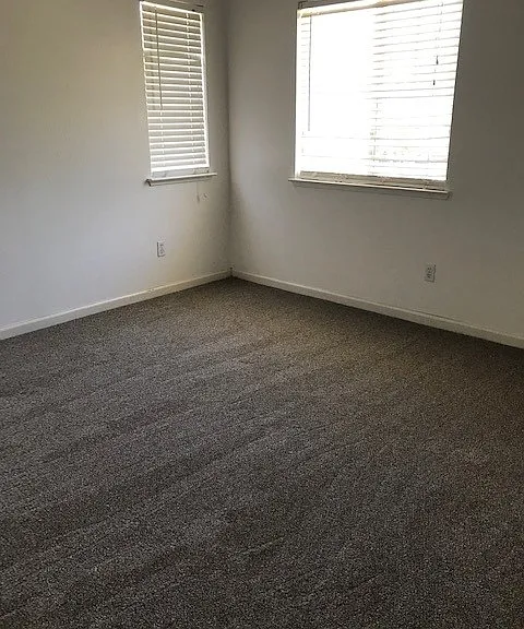 642 W Springer Dr — Photo 8
