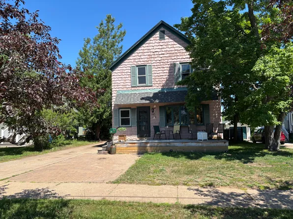 308 Waldo St, Marquette, MI 49855
