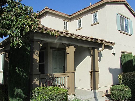 2nd image of 330 N Placer Privado