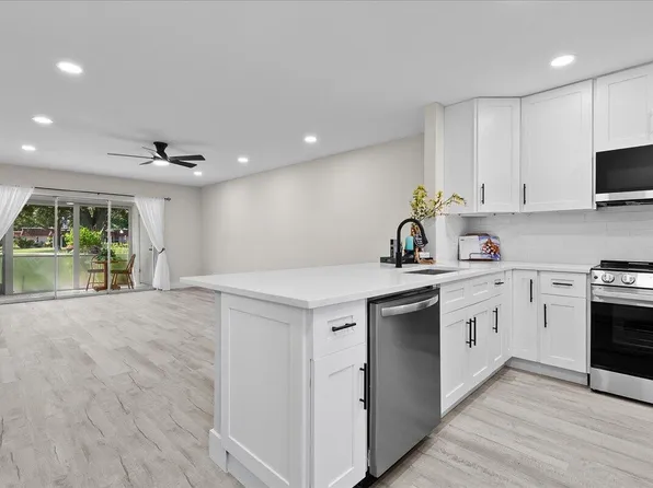 742 Nantucket Circle, Lake Worth, FL 33467