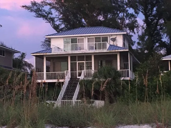 8808 Grand Ave, Placida, FL 33946